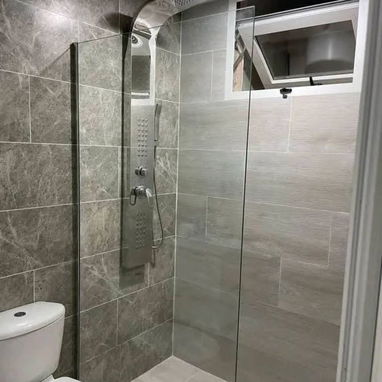 Mamparas de duchas, Cabinas de hidromasaje Paños fijos nuevas en caja y de varias medidas no dude en llamar al 5️⃣3️⃣6️⃣ - 8/10