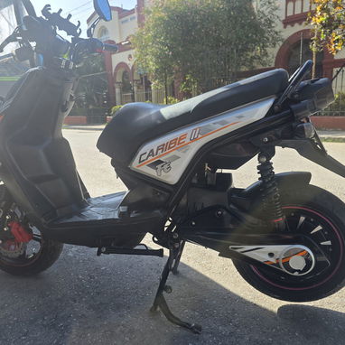 Vendo moto eléctrica marca Rally caribe 2 tiene chapa y circulación - 4/7