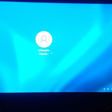 Monitor AOC 24" de uso pero en perfecto estado - Img 127599570