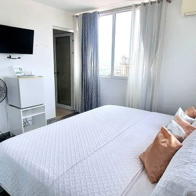 Alquiler de apartamento por noches en el Vedado. Renta de apartamento de lujo en el Vedado por noches - Img 125749374