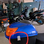 Compro presilla plástica de maleta de moto eléctrica - Img 55488292