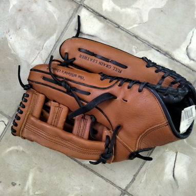 Guante de béisbol - Img 122936988