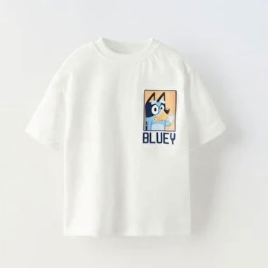 Conjunto de pulover y short de niño - 3/4