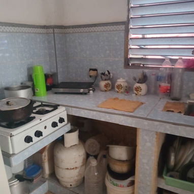 🏡*159-🔥EN REBAJAS🔥Venta de Casa puerta de calle en Lawton en perfectas condiciones*  ☝🏽*Consta de :* 2/4 lineales,sa - 4/10