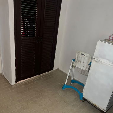 Venta de apartamento en bajos de un bi planta en el cerro 35 000 usd. - 8/10