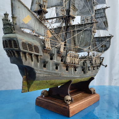 Se vende modelo a escala del famoso barco la Perla Negra de Piratas del Caribe - 5/8