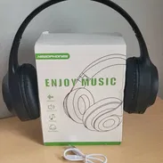 Audifonos de Casco nuevos en su caja - Img 55301058