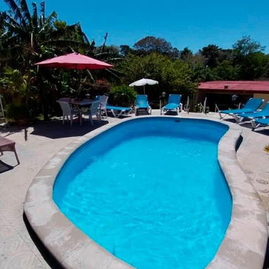 Casa de renta con piscina en Guanabo - Img 114958221