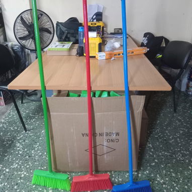 Utensilios de limpieza para la casa/ escoba, haragán/ fregona/Cubo/recogedor/ escoba + recogedor/escobilla sanitaria - Img 121949727