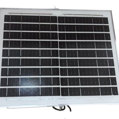 Ventilador de mesa Wynwood, recargable con panel solar y corriente - Img 123052385