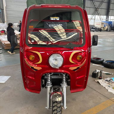 Triciclo de combustión con cabina 1Ton 4 tiempo - 4/5