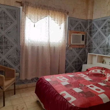 🏠 Renta de Casa En La Playa De Guanabo.🏖️ Ubicada a 1 cuadra y media de la playa. 📱Reservas: +5355284821 - Img 120820720