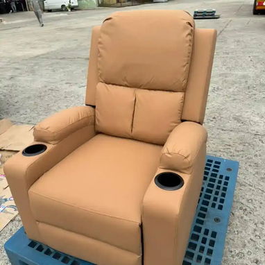 SILLON RECLINABLE DE ALTO CONFORT  / VARIAS POSICIONES  / MUY COMODOS / NUEVOS / OROGINALES / - Img 112526952