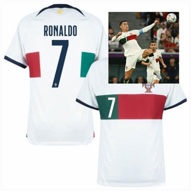 Camisetas retro de Cristiano Ronaldo y Luka Modrić - Img 123629835