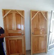 Puertas de madera de cedro - Img 49696510
