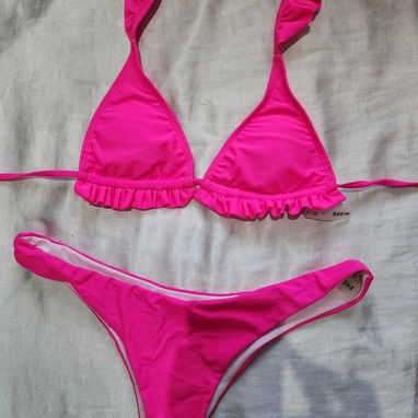 Trusas de Shein talla L de excelente calidad nuevas - Img 114983893