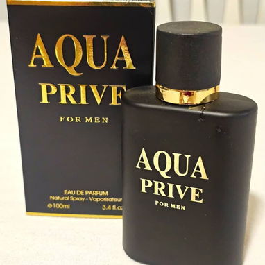 PERFUMES ÁRABES:  3000cup cada pomo mínimo 50 pomos. YBM/ D.TO - 5/10
