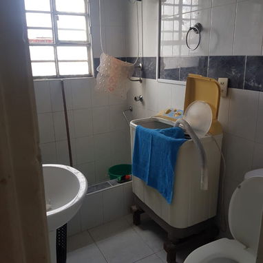 *$9000usd. En venta apartamento de un edificio de construcción capitalista, de 2 plantas (PLANTA ALTA, NADIE ARRIBA) en - Img 120921583