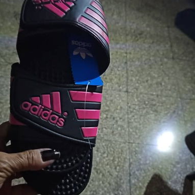 Chancletas Adidas originales - Img 123407333