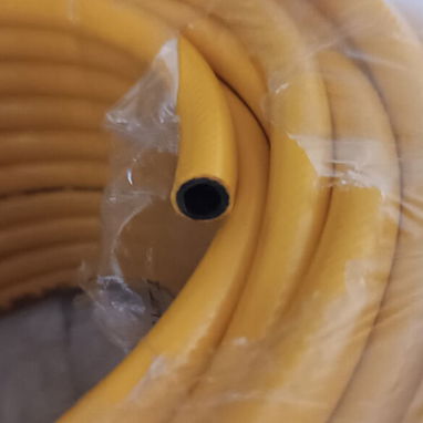 Vendo manguera para gas 500 CUP el metro, tengo más de 10 metros si se los lleva todo me ajusto, contactar al 58256384 - 2/2