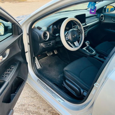 Vendo o negocio kia forte del 2021 con 27 mil millas - Img 105483971