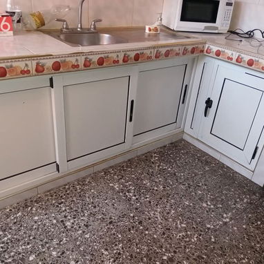 Con eficacia, seriedad y garantía realizamos todo tipo de trabajos en aluminio y cristal 😎 - Img 121210561