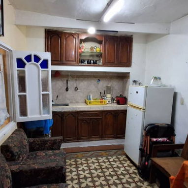 Cuarto céntrico en Colón Centro Habana. Es propiedad - 2/5