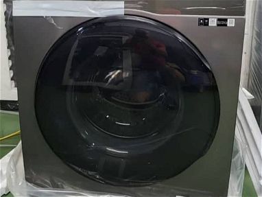 Lavadora secadora al vapor marca Samsung de 11 kg y HISENSE de 15 kg nuevas en caja - Img 65411042