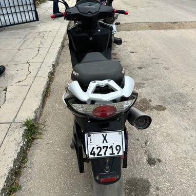 Moto eléctrica BUCATTI F3 (es de uso) - Img 121777462