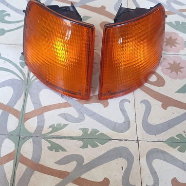 Intermitentes delanteros de VW Passat B3 Nuevos genuinos Hella - Img 110403361