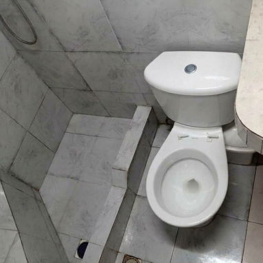 🏡Se vende biplanta en 6500 USD 💵 (Puerta de calle) Víbora Park 😌 Nosotros pagamos los papeles ✍️ - 4/7