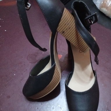 Zapatos elegantes de tacón alto - 2/2