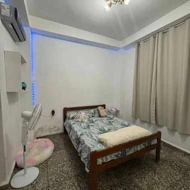 Casa Semi-independiente en bajos - 5/10