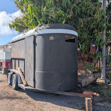 Foodtruck estilo tráiler de caballero - Img 125685127