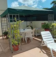 Alquiler de Casa con Piscina en el Vedado - Img 49220463