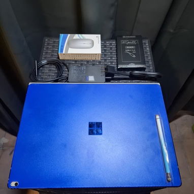 Laptop Surface Book 3 Gama Alta Premium metálica traída de EEUU prácticamente nueva - Img 127578340