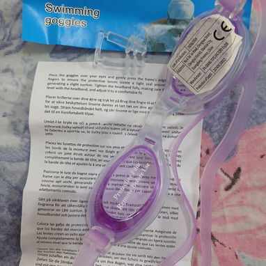 Caretas, gafas de natación para playa y piscina, incluye tapones para los oídos - Img 121292982