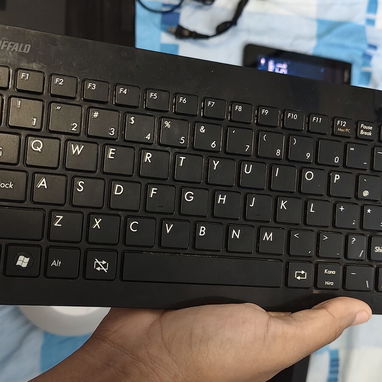 Marca: Fujitsu (marca japonesa)🇯🇵 PARA DIBUJANTES O DISEÑADORES ❗GANGA❗ TANTOS ACCESORIOS POR UN PRECIO ECONÓMICO! - Img 123206898