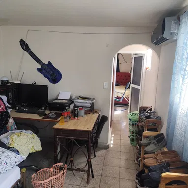 Se vende casa de 2 plantas, 3/4, cosas adentro y moto 4t de las grande - 11/14