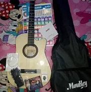 Venta de guitarra con todos sus accesorios - Img 49668658