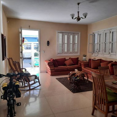 Casa Totalmente independiente Playa 150mil usd 53582376 - 2/10