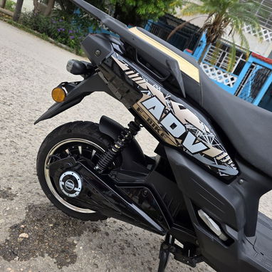 Moto eléctrica marca ADV - 5/7