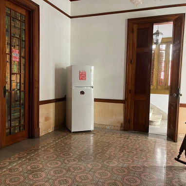 Apartamento en renta , independiente, Ubicado en el Vedado, zona céntrica, cerca del hotel Habana Libre+53 52463651 Y - Img 110128707