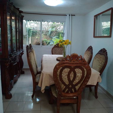 Se vende Casa en Atabey - 5/8