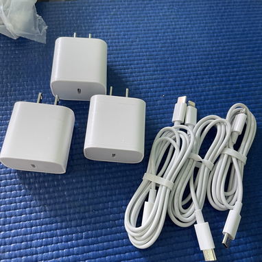Todo en cargadores para móviles y relojes (Apple y Smart Watch) de cables e inalámbricos, estaciones de carga etc.. - Img 67490277