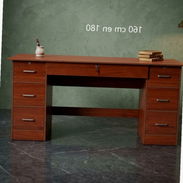 mesa de oficina - Img 57901286