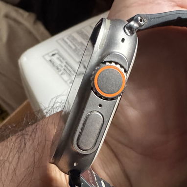 Vendo APPLE WATCH ULTRA, diseñado para uso extremo, robusto y ligero de TITANIO cerámica y zafiro GPS LTE - 7/10