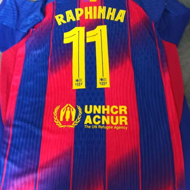 Pullover o Camisetas de Fútbol(Barcelona)18 USD - Img 124344078