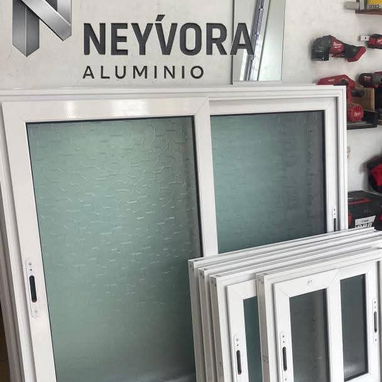 Puertas , ventanas , bajos de mesetas de aluminio y más ➕➡# 59526055 - Img 126306034