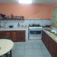 SE VENDE ESTA CASA EN CENTRO HAVANA Y SE DEJA CON TODO-REVAJADA-25000USD.LEER BIEN DESCRIPCIÓN. NO GESTORES POR FAVOR 🙏 - Img 56661687